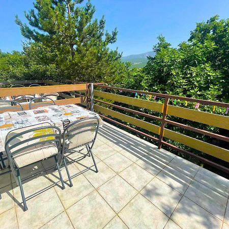 Apartmani Irena Jadranovo Bagian luar foto