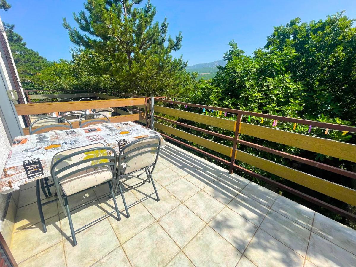 Apartmani Irena Jadranovo Bagian luar foto