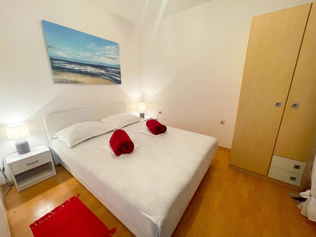 Apartmani Irena Jadranovo Bagian luar foto