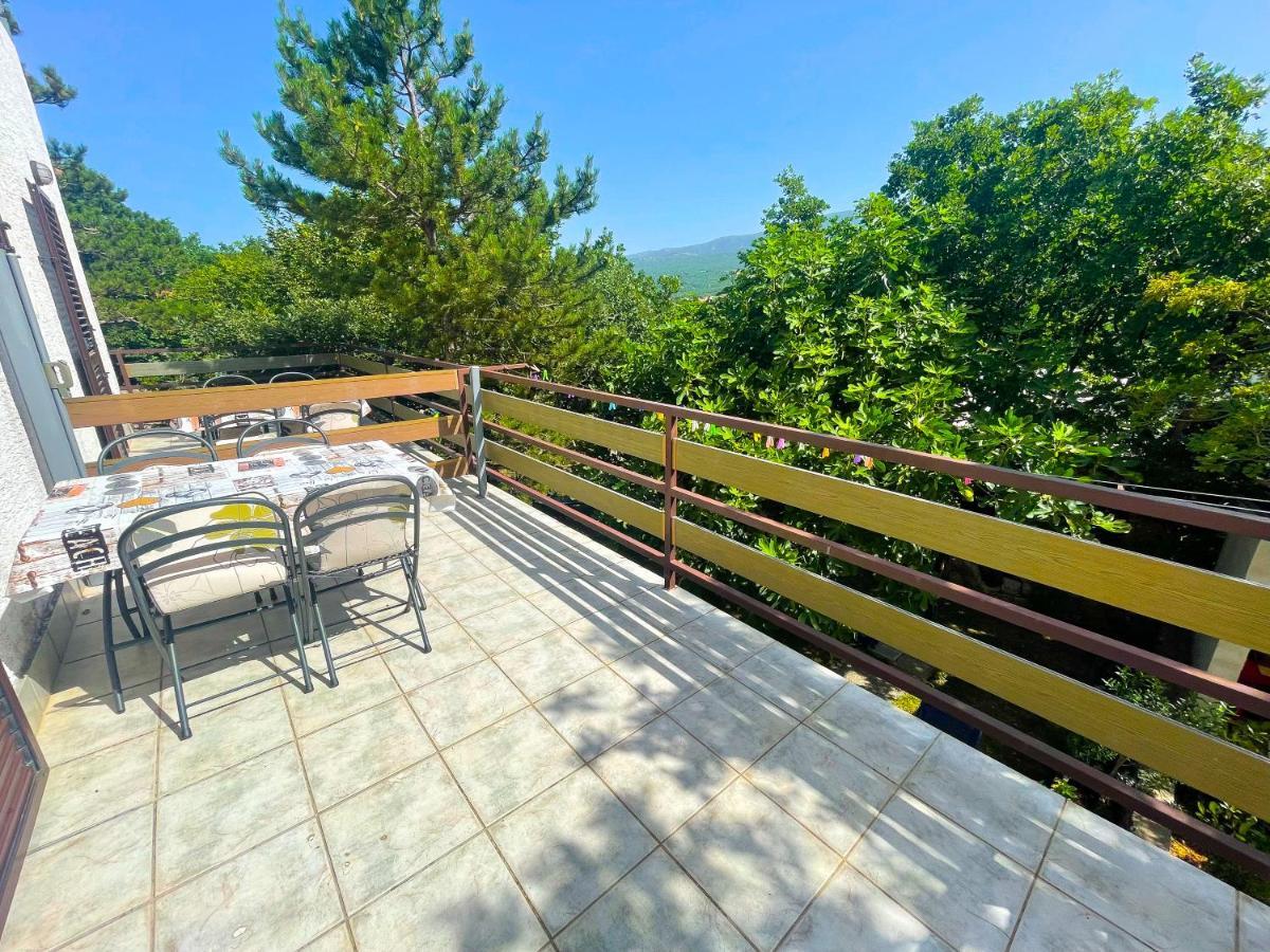 Apartmani Irena Jadranovo Bagian luar foto